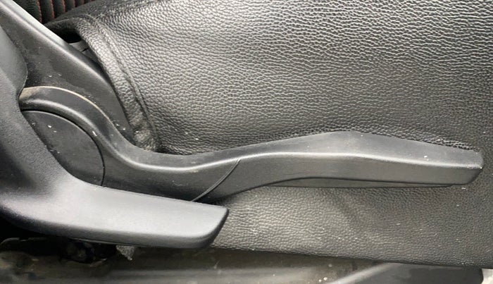 2022 Maruti Swift ZXI AMT, Petrol, Automatic, 29,190 km, Driver Side Adjustment Panel