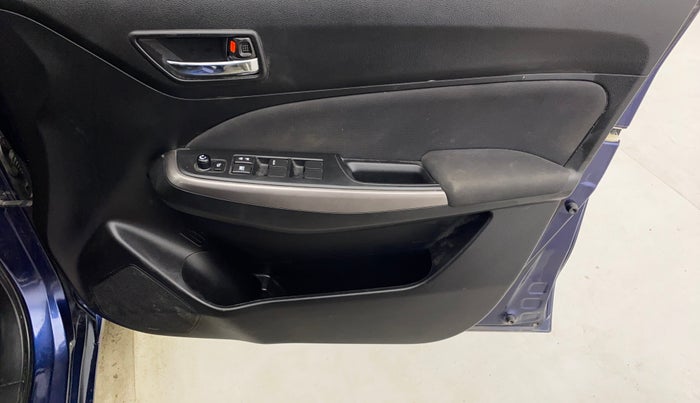 2022 Maruti Swift ZXI AMT, Petrol, Automatic, 29,190 km, Driver Side Door Panels Control