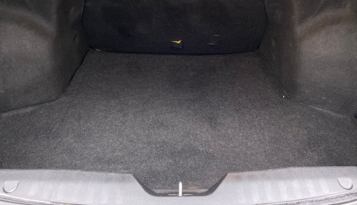 2016 Maruti Ciaz VXI PLUS, Petrol, Manual, 52,743 km, Boot Inside