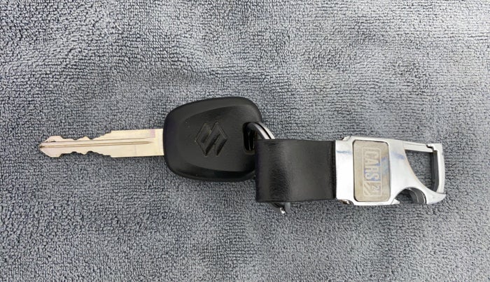2021 Maruti Swift LXI, Petrol, Manual, 51,558 km, Key Close Up