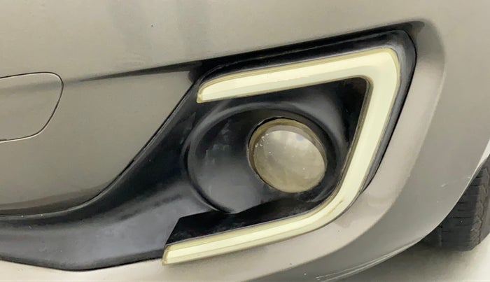 2021 Maruti Swift LXI, Petrol, Manual, 51,558 km, Left fog light - Not fixed properly