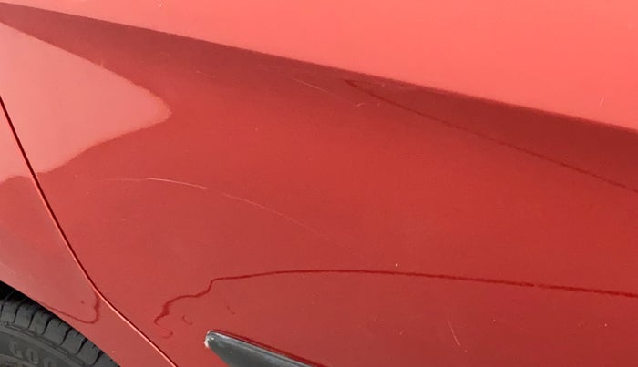 2015 Maruti Celerio VXI, Petrol, Manual, 63,820 km, Right rear door - Minor scratches