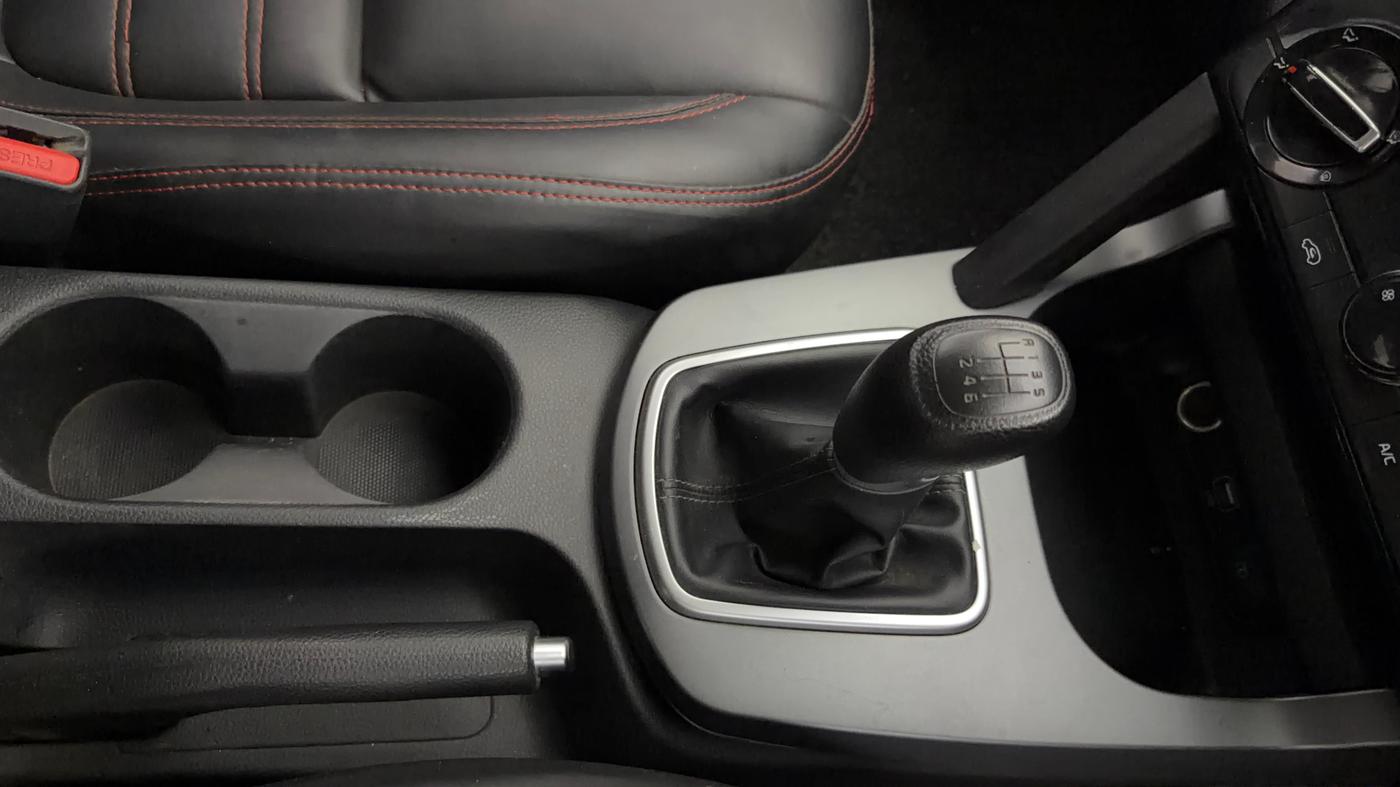 2021 KIA SELTOS HTE 1.5 DIESEL, Diesel, Manual, 89,642 km, Gear Lever