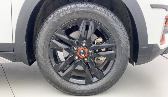 2020 KIA SELTOS HTX ANNIVERSARY EDITION 1.5 PETROL, Petrol, Manual, 27,903 km, Right Front Wheel