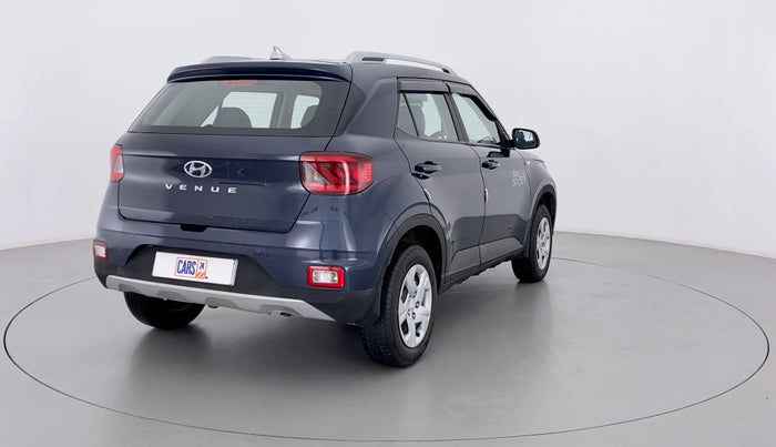 2020 Hyundai VENUE S MT 1.2 KAPPA, Petrol, Manual, 27,313 km, Right Back Diagonal