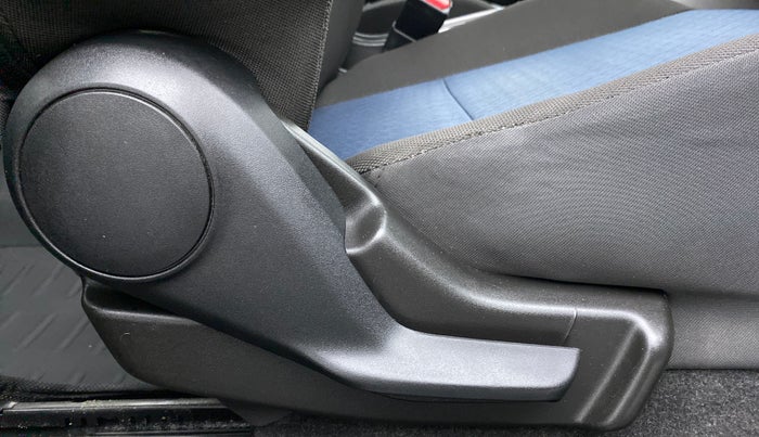 2019 Maruti Baleno DELTA 1.2 K12, Petrol, Manual, 25,843 km, Driver Side Adjustment Panel