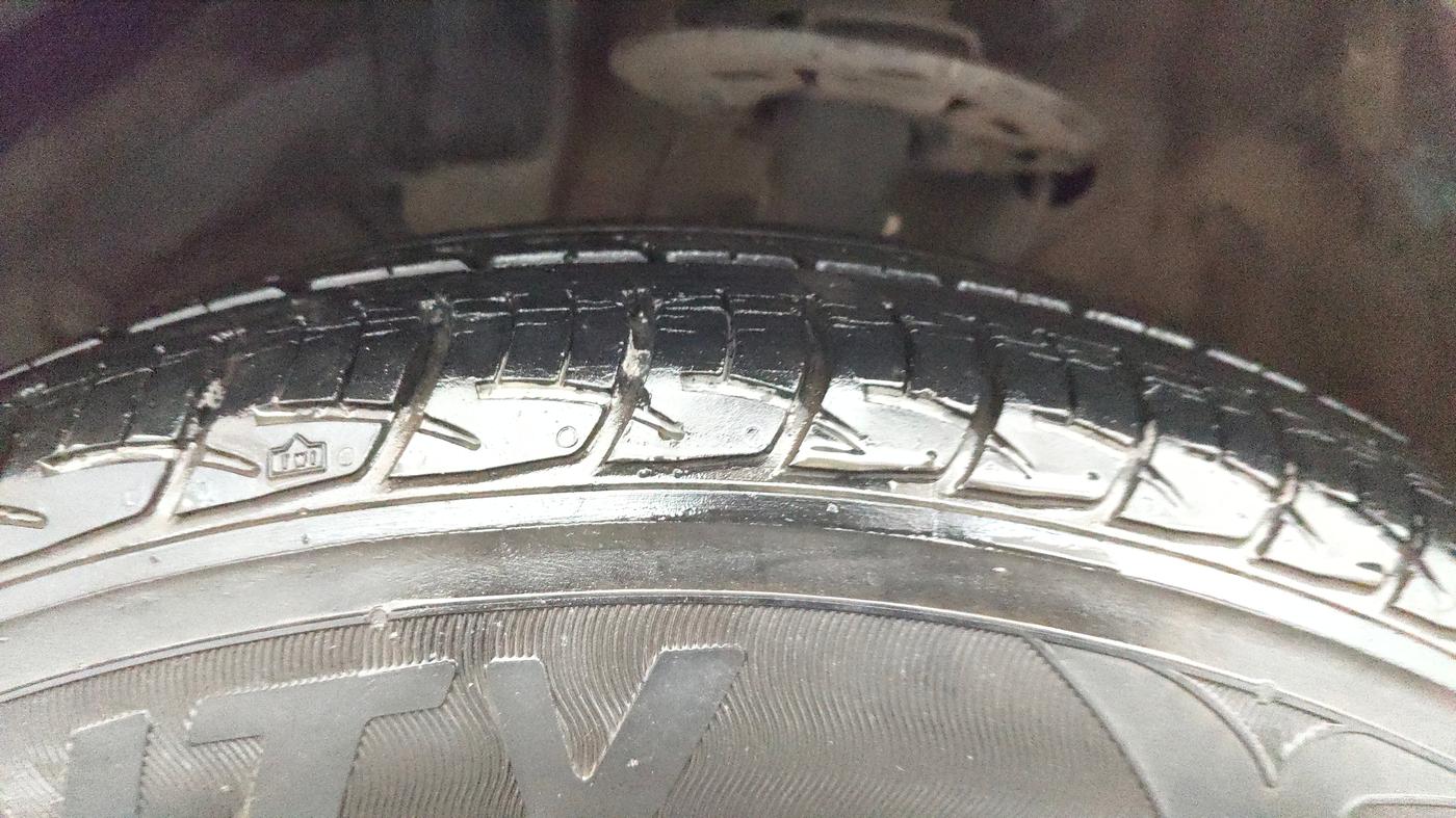 2019 Maruti Baleno DELTA PETROL 1.2, Petrol, Manual, 22,152 km, Left Front Tyre Tread