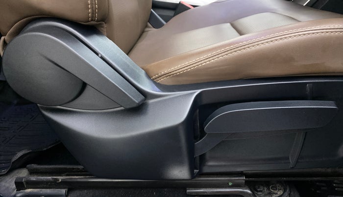 2019 Tata Harrier XZ 2.0L Kryotec, Diesel, Manual, 44,824 km, Driver Side Adjustment Panel