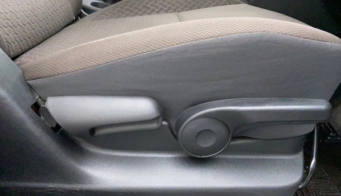 2020 Toyota URBAN CRUISER PREMIUM GRADE AT, Petrol, Automatic, 10,309 km, Driver Side Adjustment Panel
