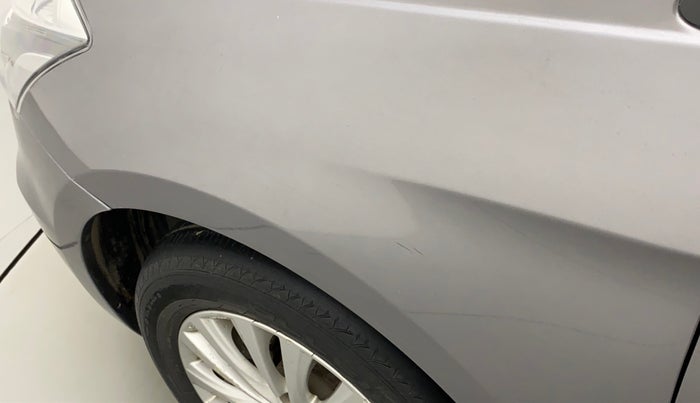 2015 Maruti Ciaz ZXI, Petrol, Manual, 75,992 km, Left fender - Minor scratches