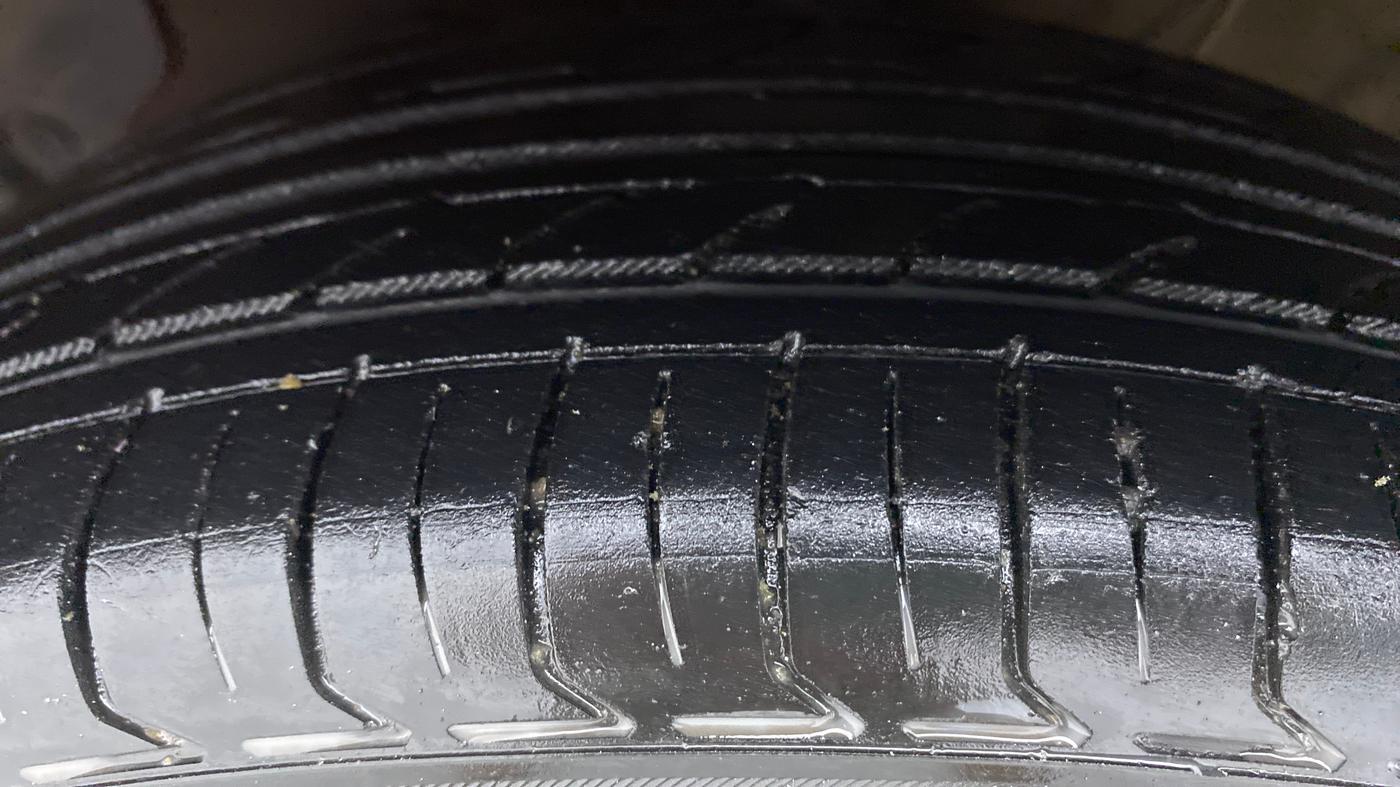 2019 Hyundai NEW SANTRO SPORTZ 1.1, Petrol, Manual, 20,630 km, Left Front Tyre Tread
