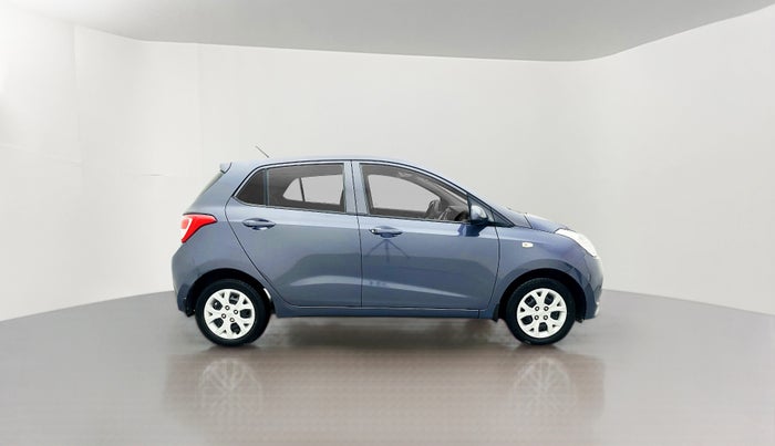 2016 Hyundai Grand i10 MAGNA 1.2 KAPPA VTVT, Petrol, Manual, 18,436 km, Right Side View