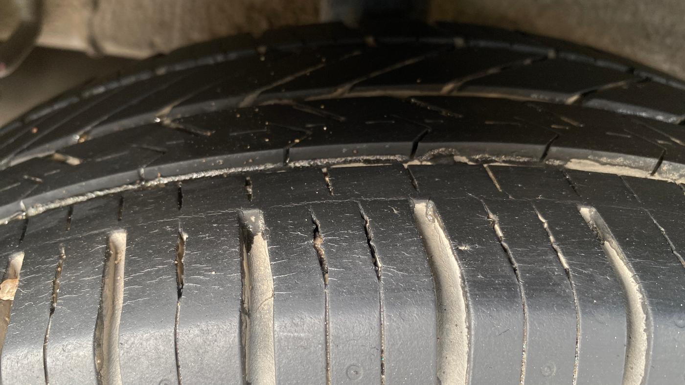 2016 Maruti Celerio VXI AMT, Petrol, Automatic, 50,687 km, Right Rear Tyre Tread
