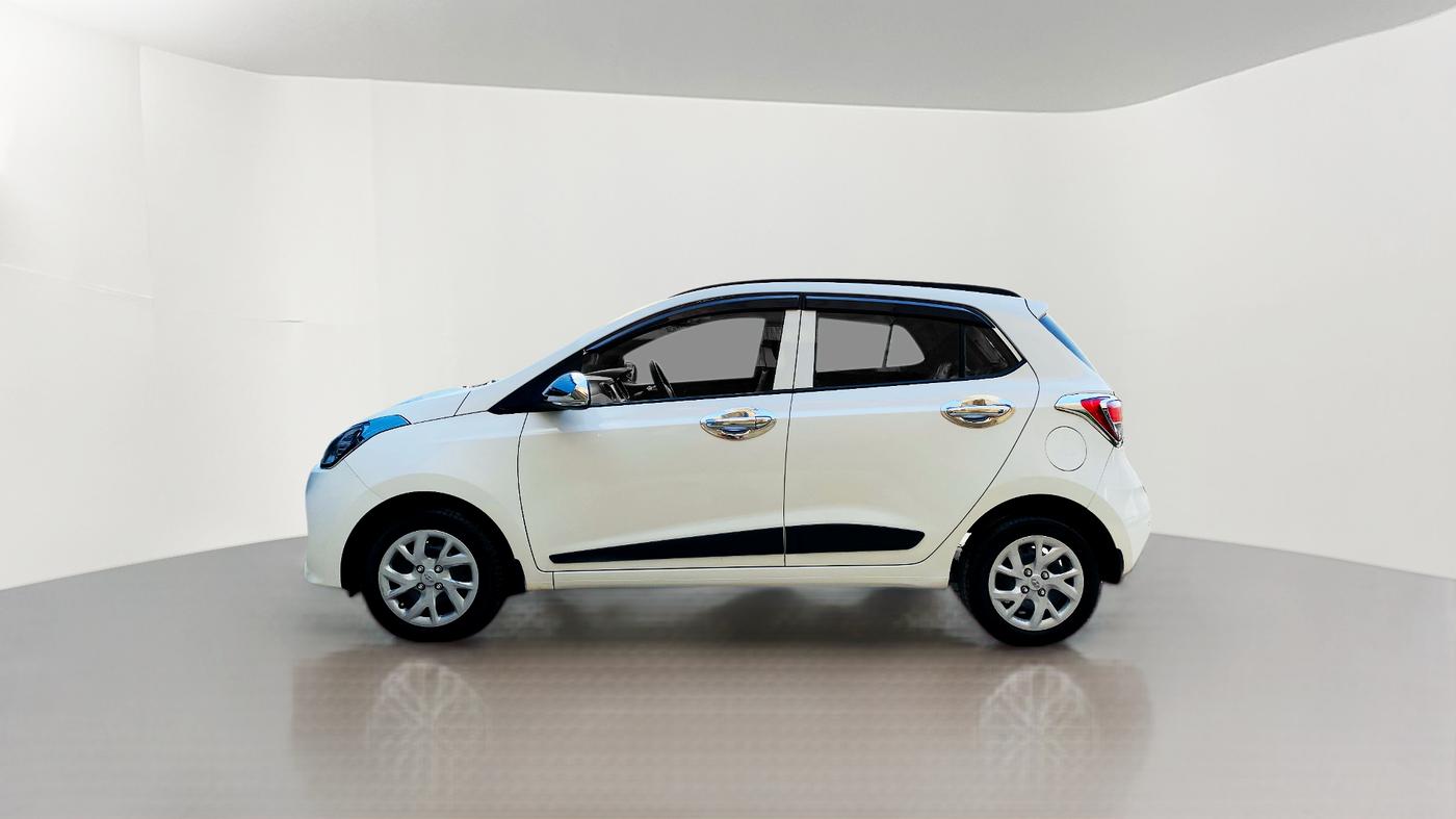 2018 Hyundai Grand i10 SPORTZ 1.2 KAPPA VTVT, Petrol, Manual, 17,167 km, Left Side