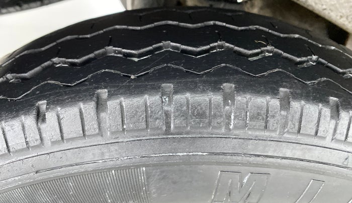 2018 Maruti Eeco 5 STR WITH AC PLUSHTR, Petrol, Manual, 11,701 km, Right Rear Tyre Tread