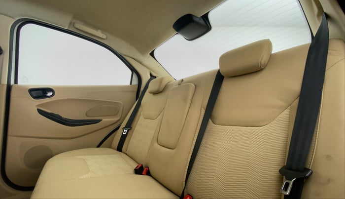 2018 Ford Figo Aspire 1.2 TITANIUM PETROL, Petrol, Manual, 43,987 km, Right Side Rear Door Cabin