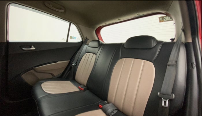 2019 Hyundai Grand i10 SPORTZ 1.2 KAPPA VTVT, Petrol, Manual, 64,501 km, Right Side Rear Door Cabin