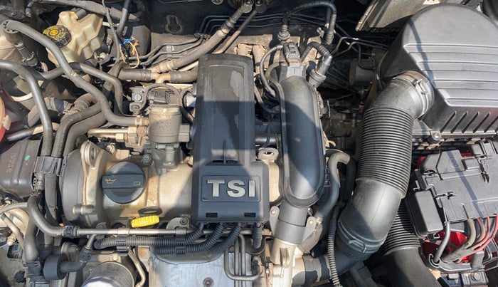 2014 Volkswagen Vento HIGHLINE PETROL AT, Petrol, Automatic, 87,470 km, Engine View