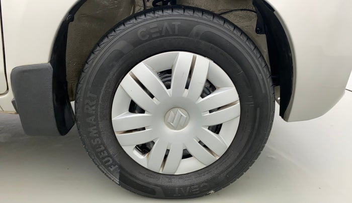 2020 Maruti Alto LXI, Petrol, Manual, 25,701 km, Right Front Wheel