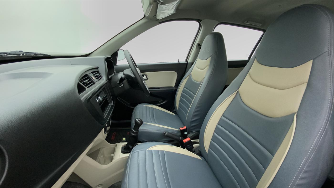 2020 Maruti Alto LXI, Petrol, Manual, 25,701 km, Right Side Front Door Cabin