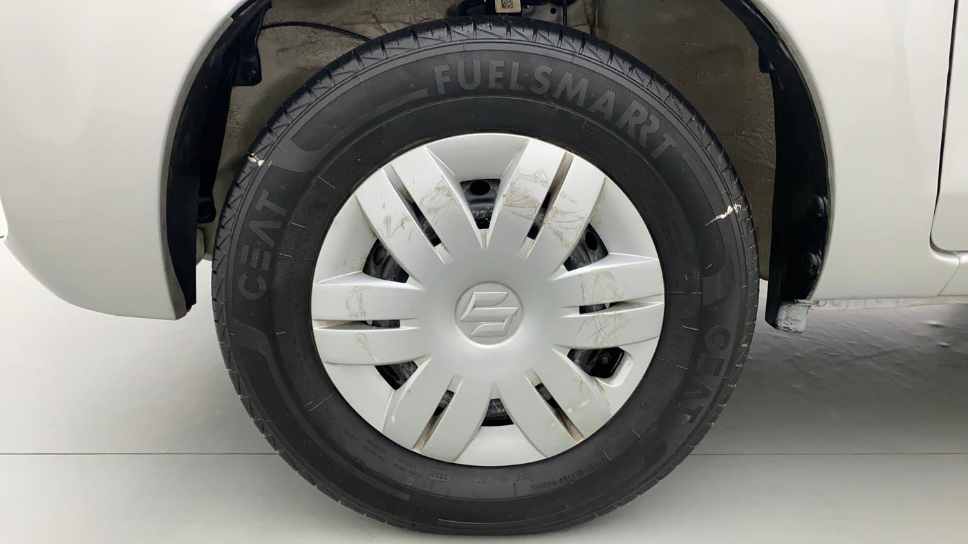 2020 Maruti Alto LXI, Petrol, Manual, 25,701 km, Left Front Wheel