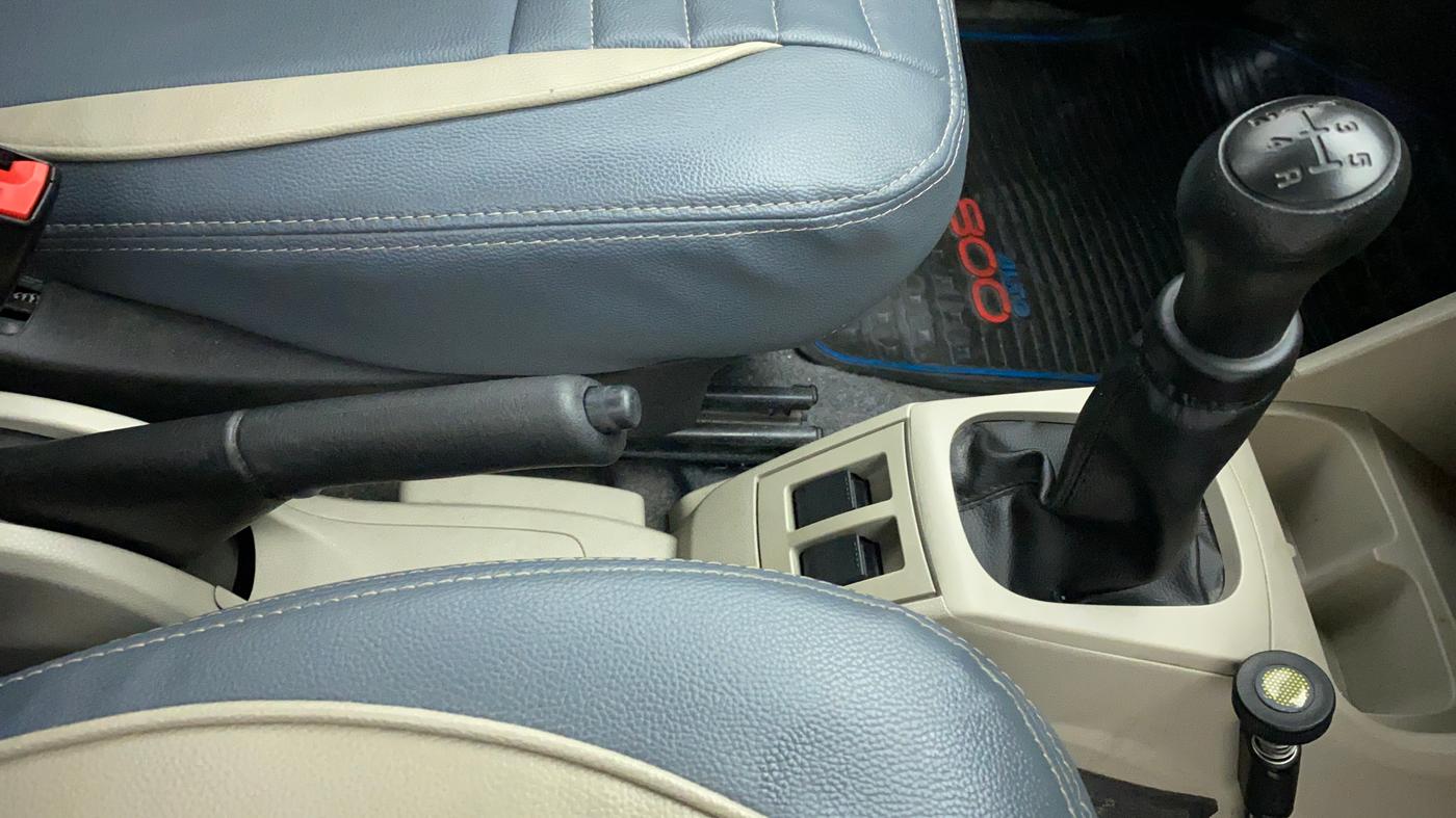 2020 Maruti Alto LXI, Petrol, Manual, 25,701 km, Gear Lever