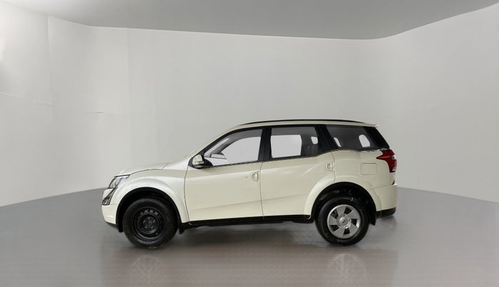 2019 Mahindra XUV500 W7 FWD, Diesel, Manual, 84,652 km, Left Side
