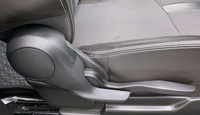 2021 Maruti XL6 ZETA SHVS, Petrol, Manual, 7,307 km, Driver Side Adjustment Panel