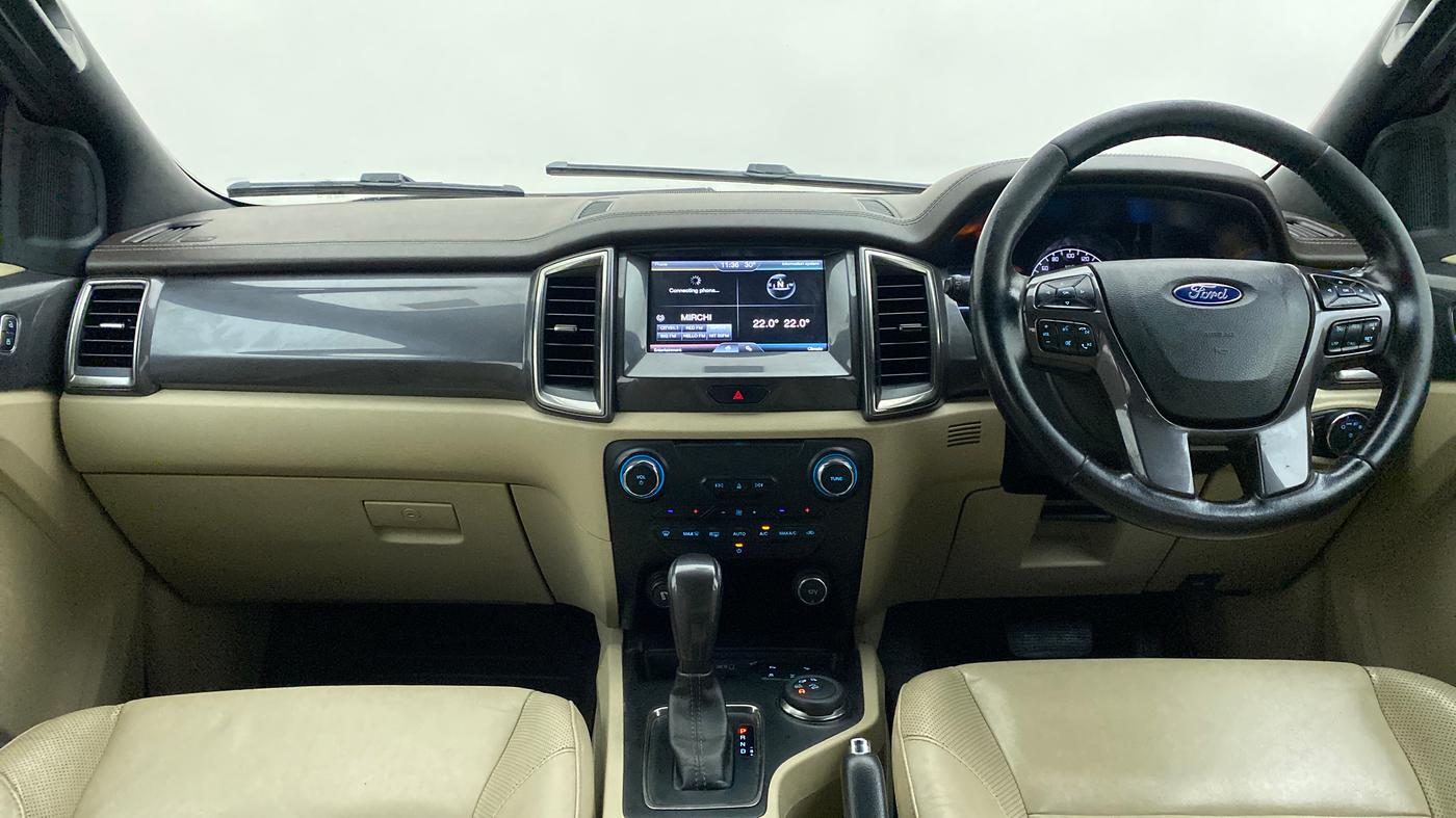 2016 Ford Endeavour 3.2l 4X4 AT Titanium, Diesel, Automatic, 76,409 km, Dashboard