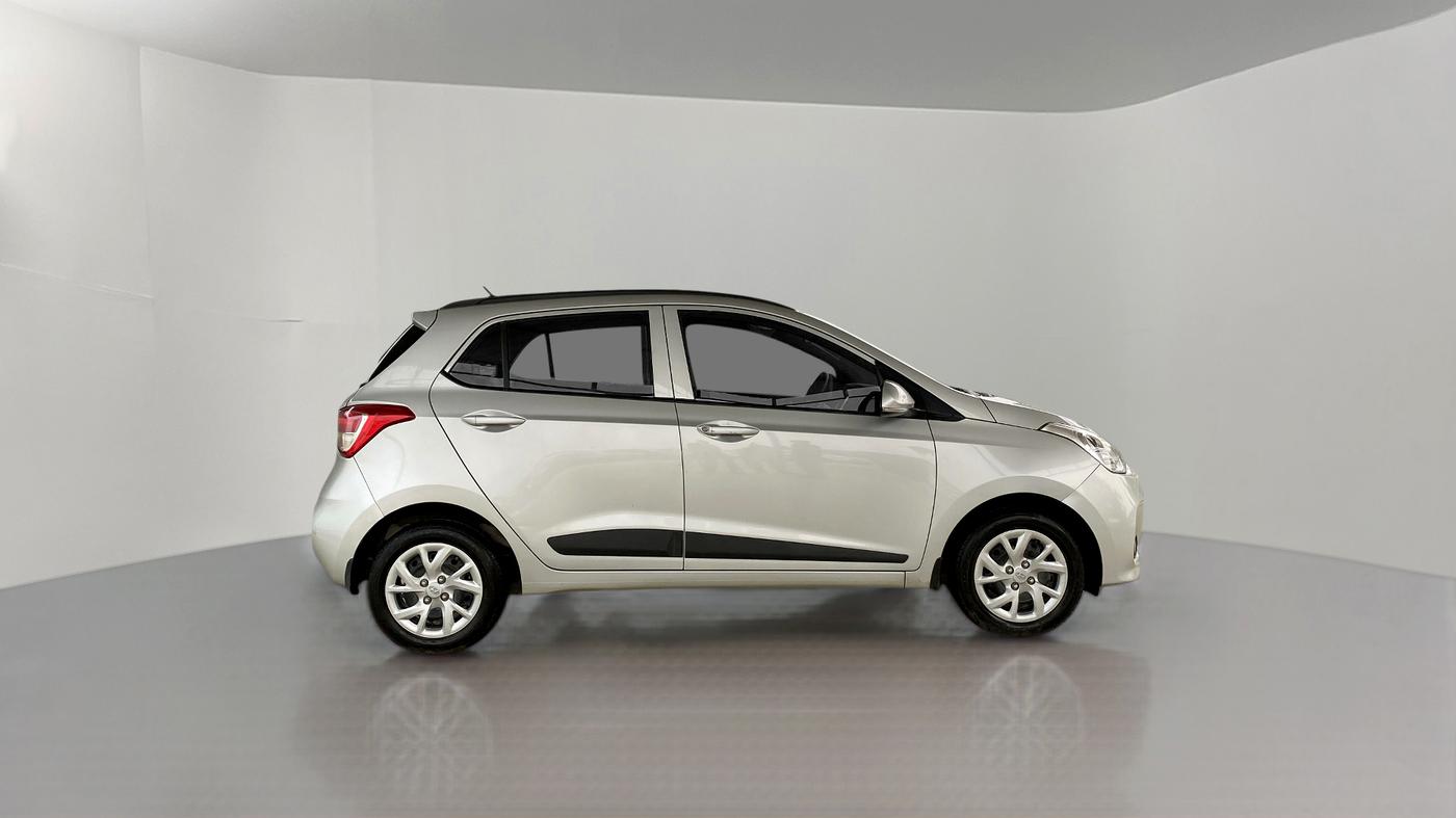 2018 Hyundai Grand i10 SPORTZ 1.2 KAPPA VTVT, Petrol, Manual, Right Side View