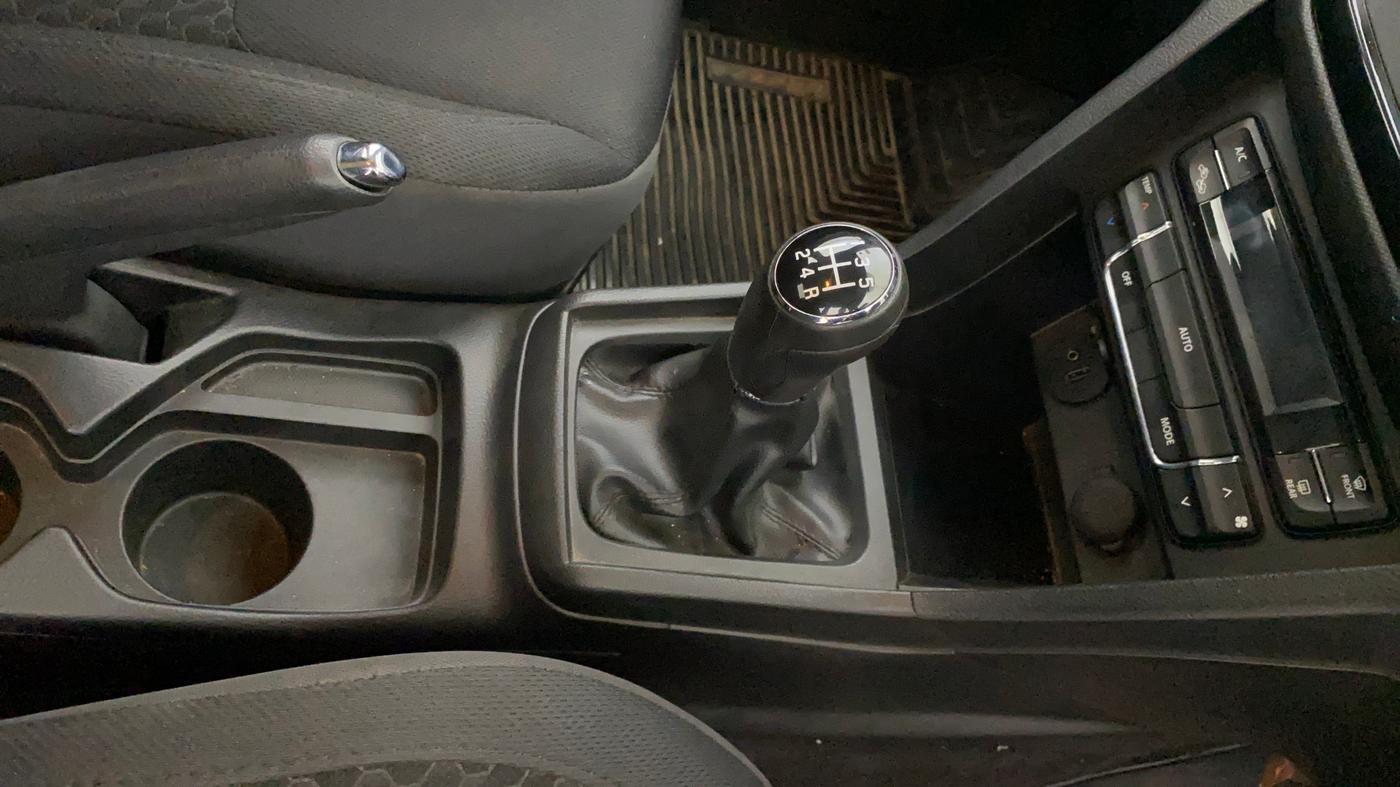 2018 Maruti Vitara Brezza ZDI, Diesel, Manual, 39,636 km, Gear Lever