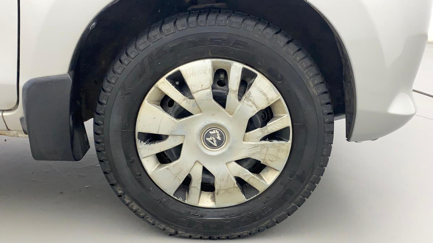 2012 Maruti Alto 800 LXI, Petrol, Manual, 17,101 km, Right Front Wheel