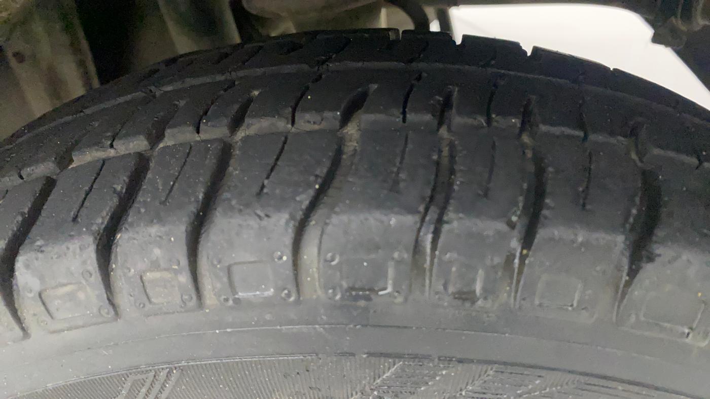 2012 Maruti Alto 800 LXI, Petrol, Manual, 17,101 km, Left Rear Tyre Tread