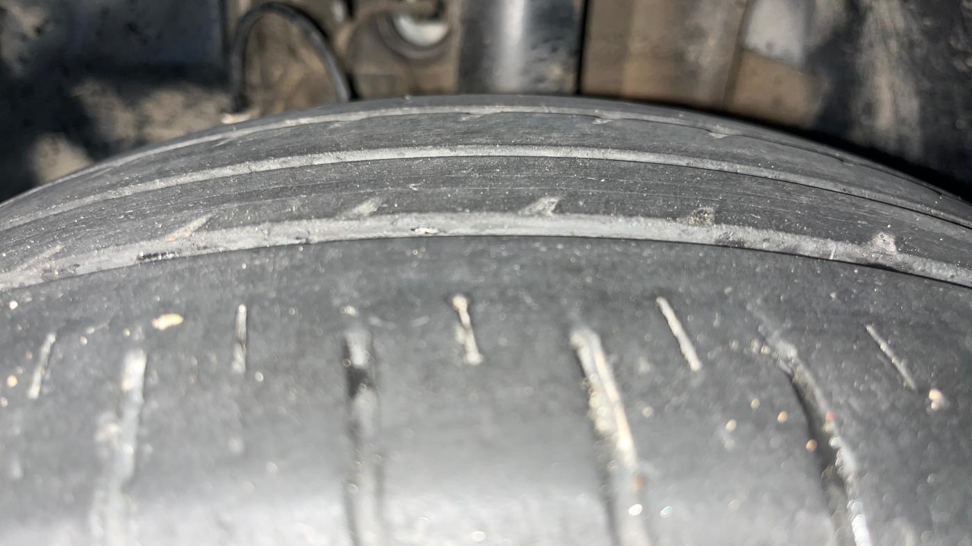 2022 Tata TIGOR XZ PLUS PETROL, Petrol, Manual, 32,539 km, Left Front Tyre Tread