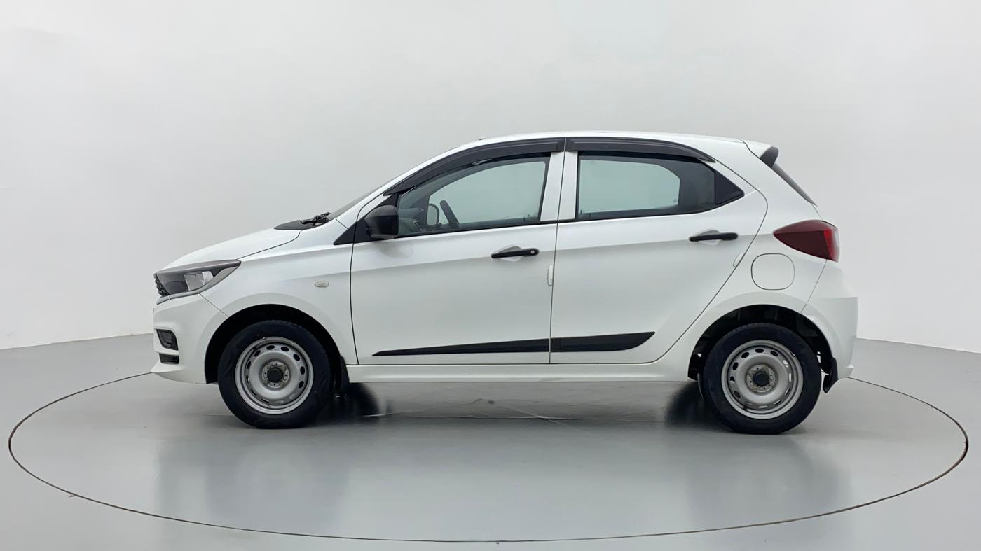 2020 Tata Tiago XE 1.2 REVOTRON, Petrol, Manual, 11,084 km, Left Side