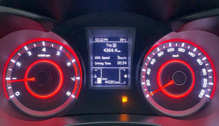 2020 Mahindra XUV300 W8 (O) 1.2 PETROL, Petrol, Manual, 44,916 km, Odometer Image