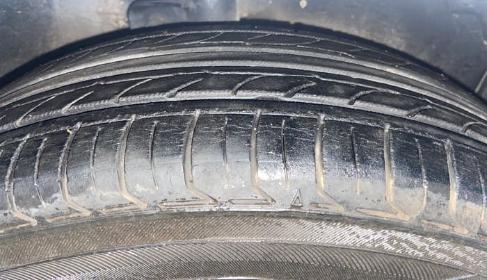 2015 Maruti Celerio ZXI AMT, Petrol, Automatic, 75,076 km, Right Front Tyre Tread
