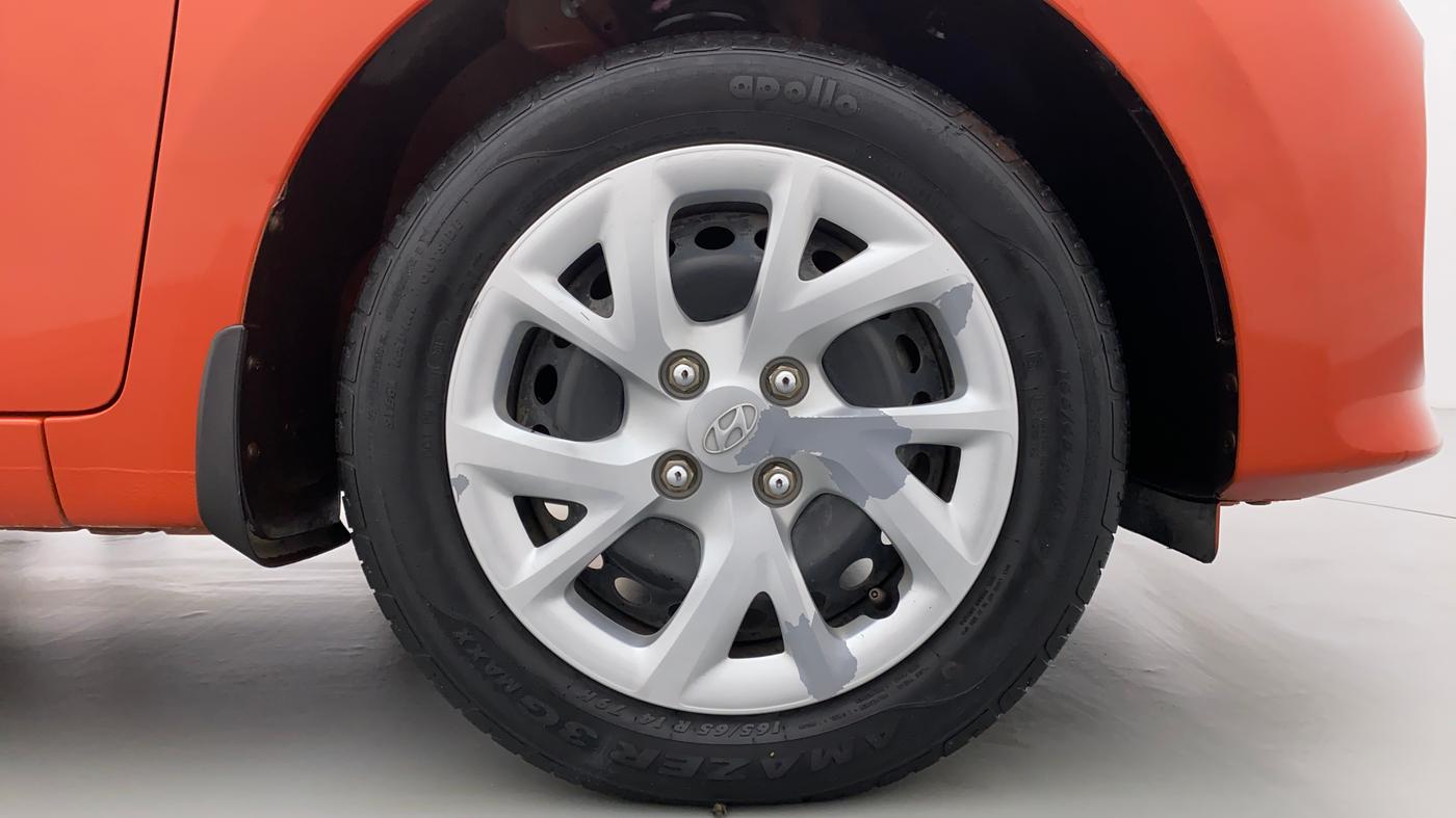 2017 Hyundai Grand i10 SPORTZ 1.2 KAPPA VTVT, Petrol, Manual, 24,483 km, Right Front Wheel