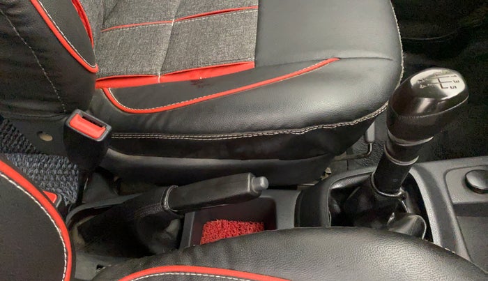 2016 Renault Kwid RXT, Petrol, Manual, 29,682 km, Gear Lever