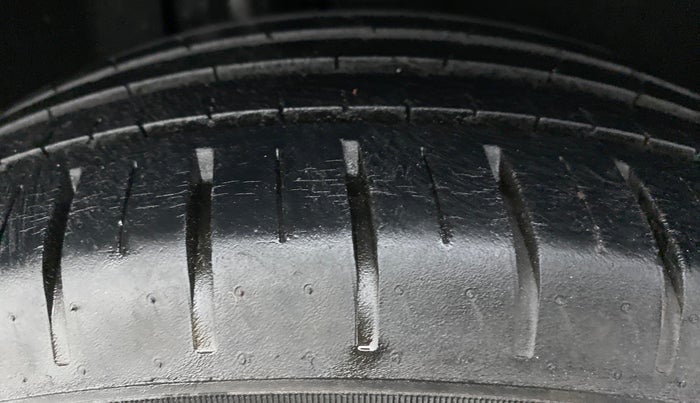 2019 Toyota Glanza G CVT, Petrol, Automatic, 23,657 km, Right Rear Tyre Tread