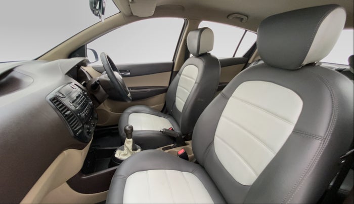 2009 Hyundai i20 MAGNA 1.2 VTVT, Petrol, Manual, 60,547 km, Right Side Front Door Cabin