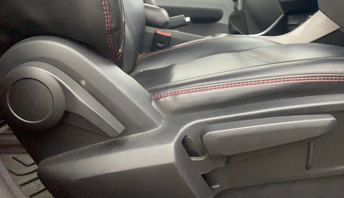 2021 Tata ALTROZ XZ DIESEL, Diesel, Manual, 44,227 km, Driver Side Adjustment Panel