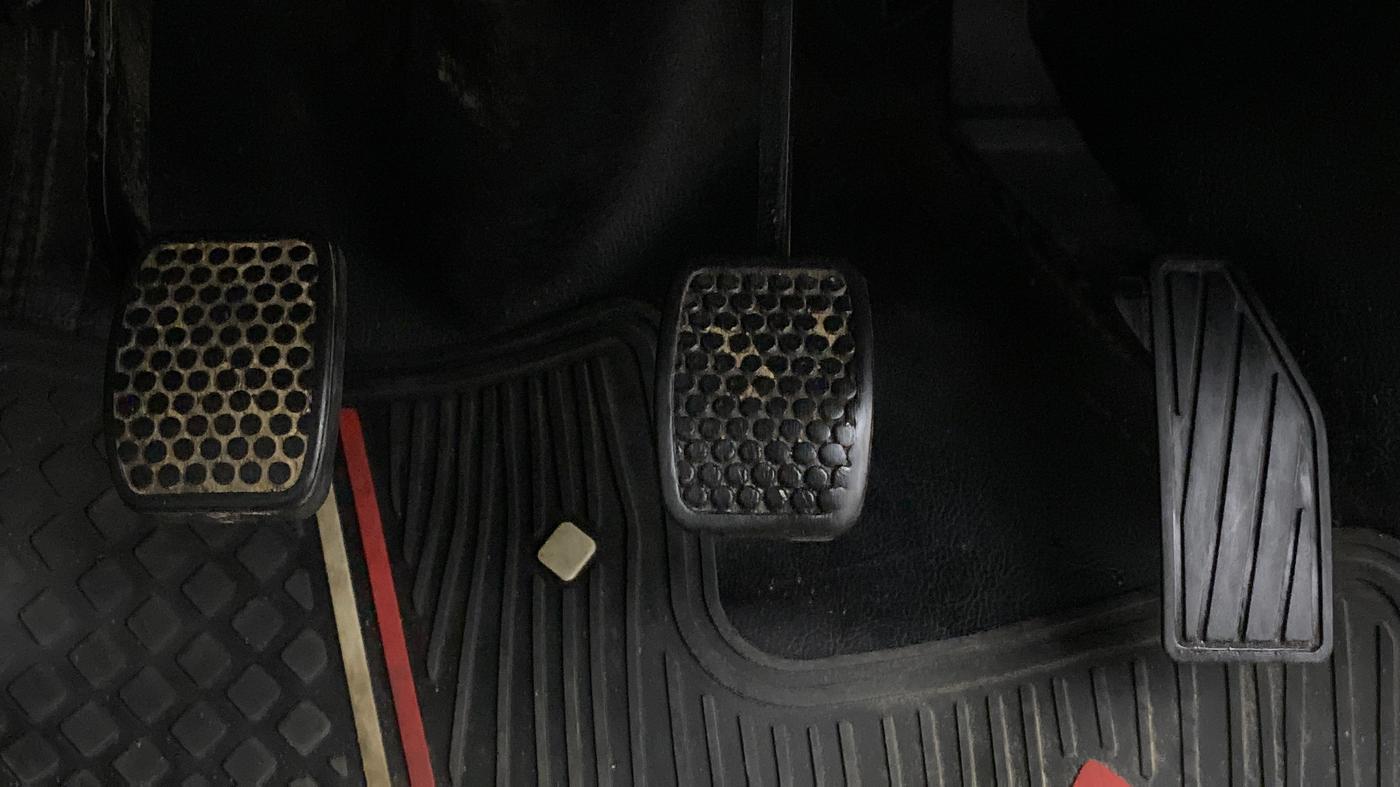 2020 Maruti Alto LXI CNG, CNG, Manual, 42,869 km, Pedals