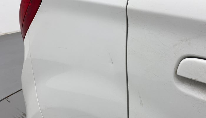 2020 Maruti Alto LXI CNG, CNG, Manual, 42,869 km, Right quarter panel - Slightly dented