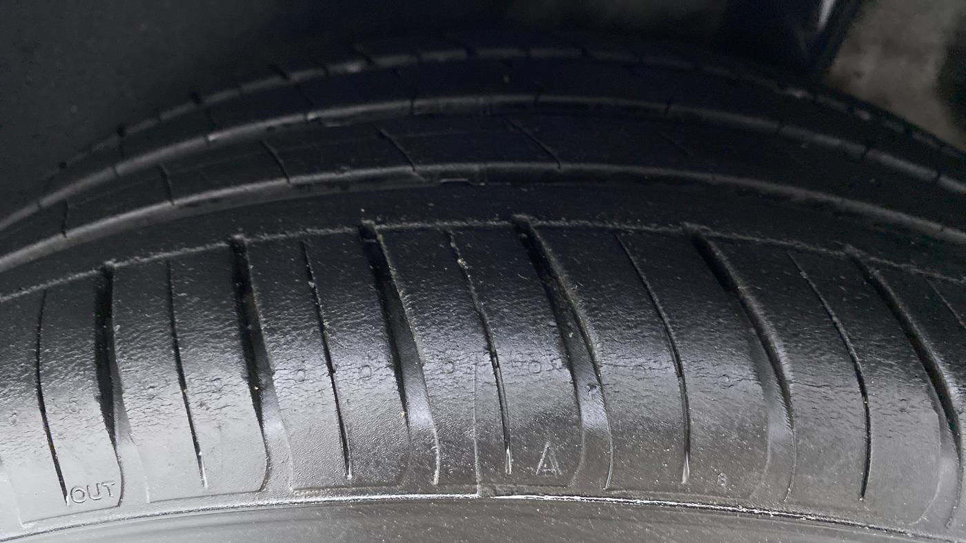 2019 Hyundai New Elantra SX PETROL AT, Petrol, Automatic, 32,052 km, Left Rear Tyre Tread