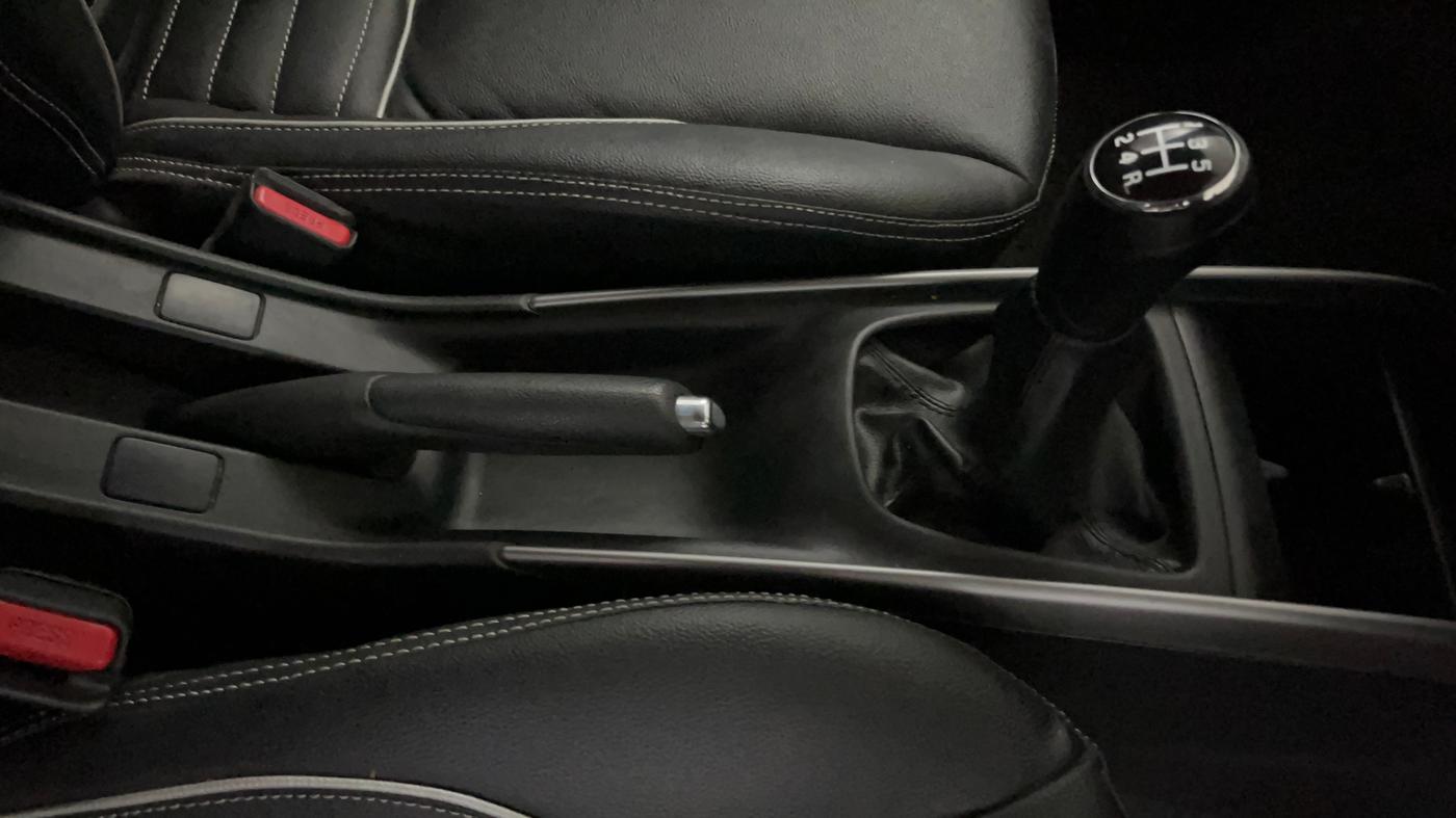 2021 Maruti Baleno DELTA PETROL 1.2, Petrol, Manual, 38,515 km, Gear Lever
