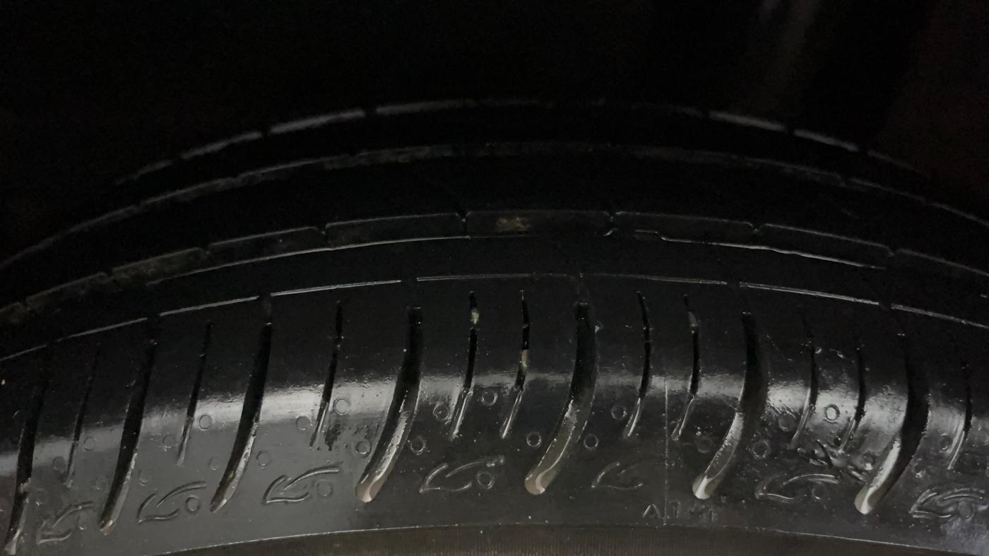 2021 Maruti Baleno DELTA PETROL 1.2, Petrol, Manual, 38,515 km, Left Rear Tyre Tread