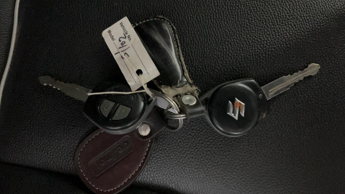 2021 Maruti Baleno DELTA PETROL 1.2, Petrol, Manual, 38,515 km, Key Close Up