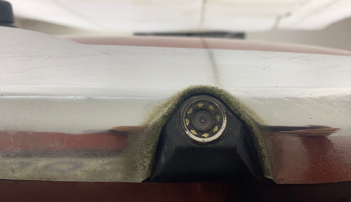 2017 Mahindra XUV500 W4, Diesel, Manual, 85,231 km, Parking Camera