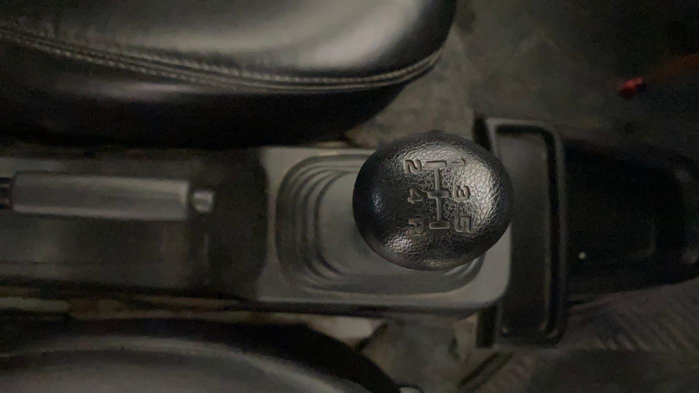 2024 Maruti Eeco 5 STR AC, Petrol, Manual, 20,211 km, Gear Lever